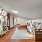 Mindelo House *