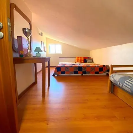 Holiday home Mindelo House *