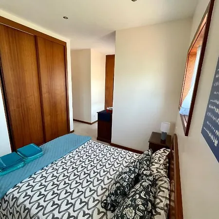 Mindelo House Tatil Evi Vila Cha (Porto)