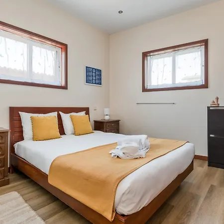 Mindelo House Vakantiehuis *