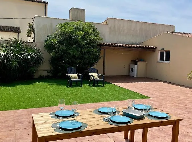 Дом отдыха Mindelo House